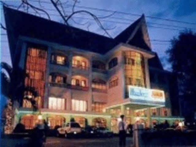 Cao Nguyen Hotel Buon Ma Thuot Exterior photo